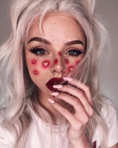 Heart shape Halloween makeup ideas to try out