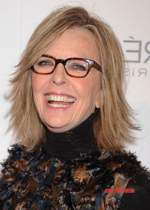 Short Hairstyles For Over 60 With Glasses